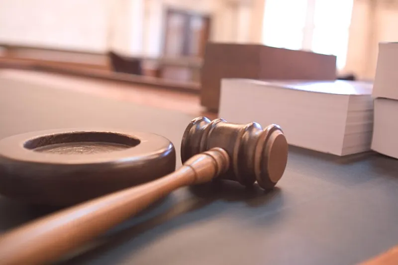 Three Sets of Eyes on Your Recovery: Treatment When the Courts, Probation, and Your Boss Are All Involved